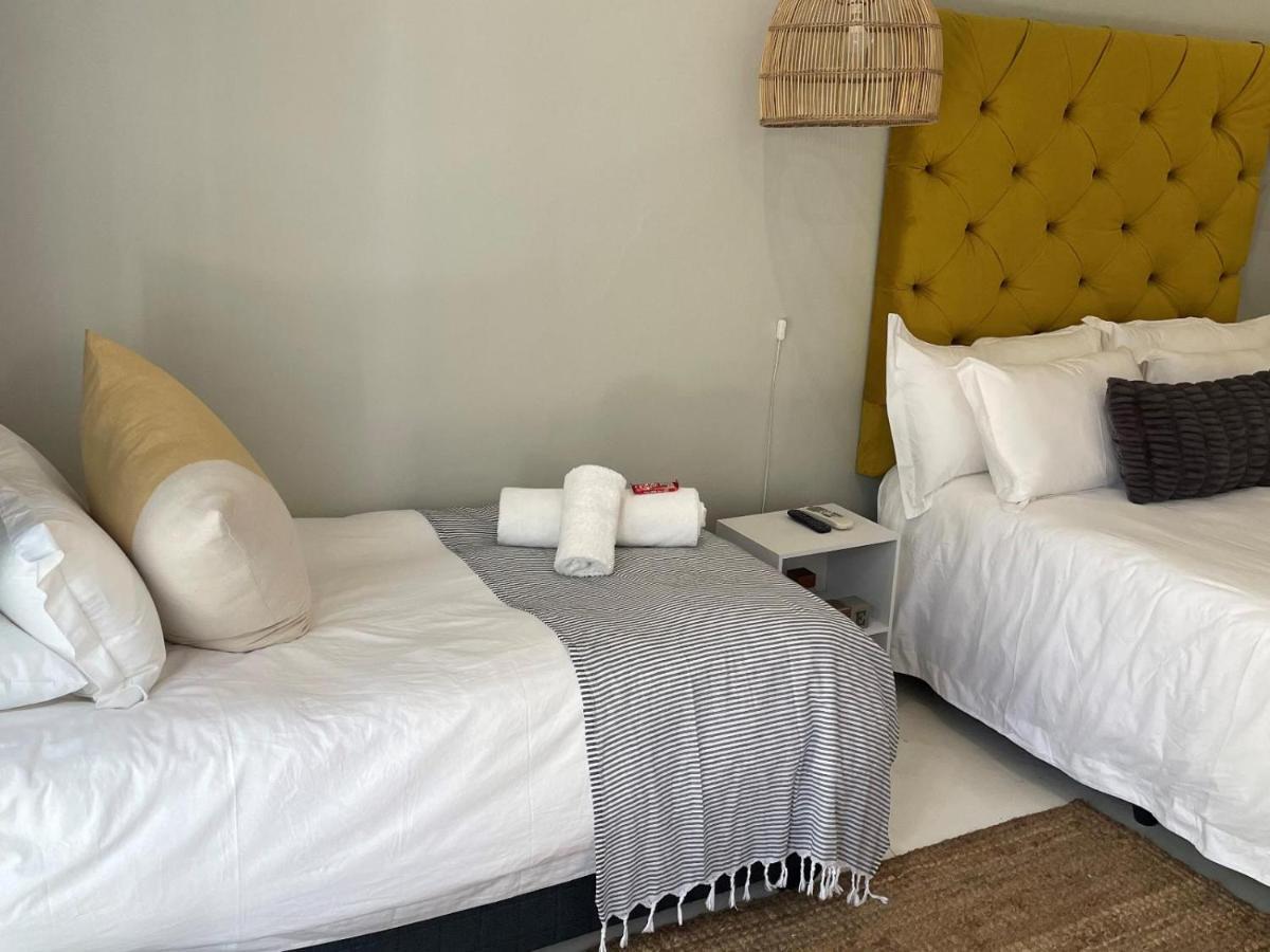 La Belle Guest House Bloemfontein Cameră foto